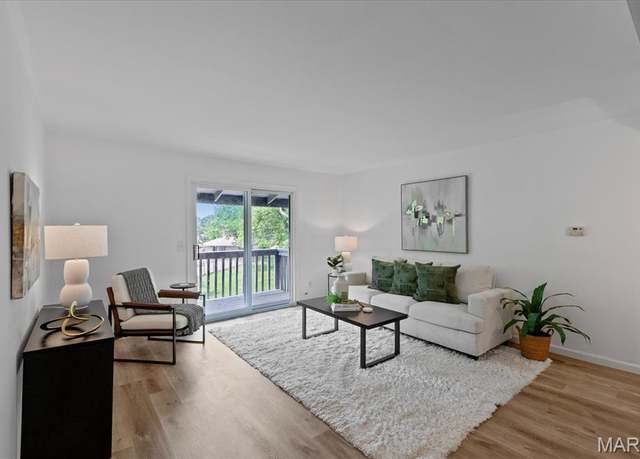 Property at 1733 Gascony Parc Dr #1733, Lake St Louis, MO 63367, 2 beds, 1 bath