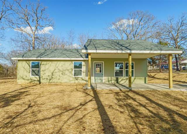 Property at 1510 N Mapleshade Rd, Cuba, MO 65453, 3 beds, 2 baths