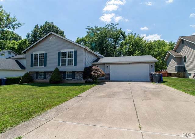 Property at 114 Green Forest Estates Dr, St Peters, MO 63376, 3 beds, 3 baths