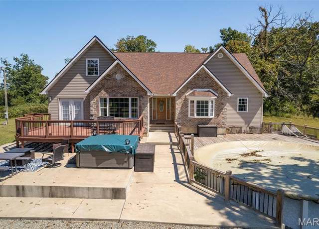 Property at 1121 Madison 92103, Fredericktown, MO 63645, 4 beds, 3.5 baths