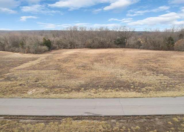 Property at 151 Oak View Farms Dr, Foristell, MO 63348
