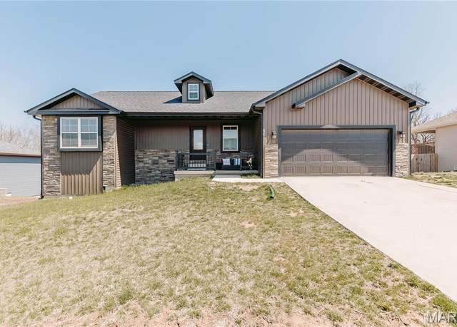 Property at 163 Mesa Dr, Waynesville, MO 65583, 5 beds, 3 baths