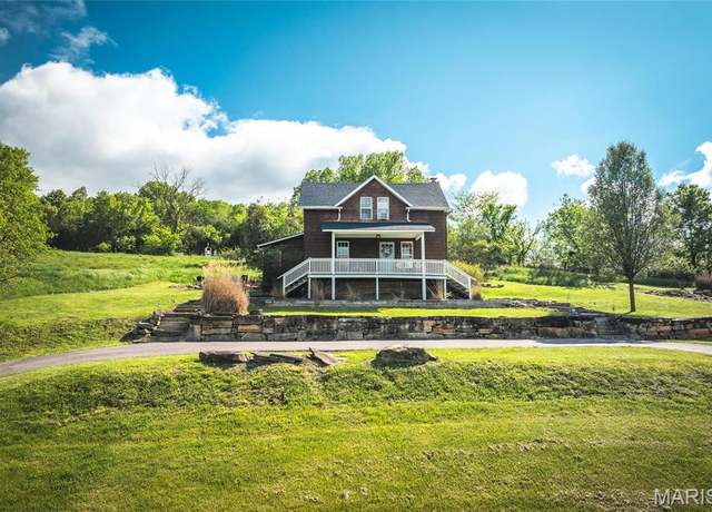 Property at 19530 County Road 3620, St James, MO 65559, 3 beds, 2 baths