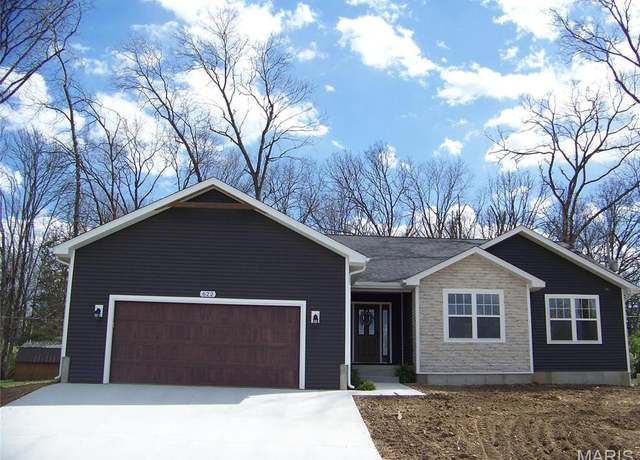 Property at 622 Scottsvale Dr, Rolla, MO 65401, 3 beds, 2.5 baths