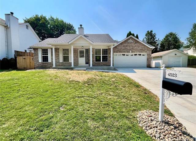 Property at 4523 Castlebar Ln, High Ridge, MO 63049, 3 beds, 2.5 baths