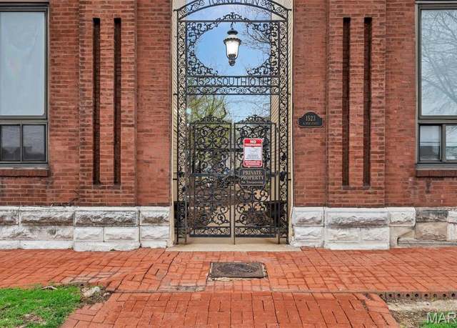 Property at 1523 S 10th St #206, St Louis, MO 63104, 2 beds, 2 baths