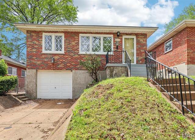 Property at 4116 Parker Ave, St Louis, MO 63116, 3 beds, 2 baths