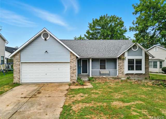 Property at 1262 Colby Dr, St Peters, MO 63376, 3 beds, 2 baths