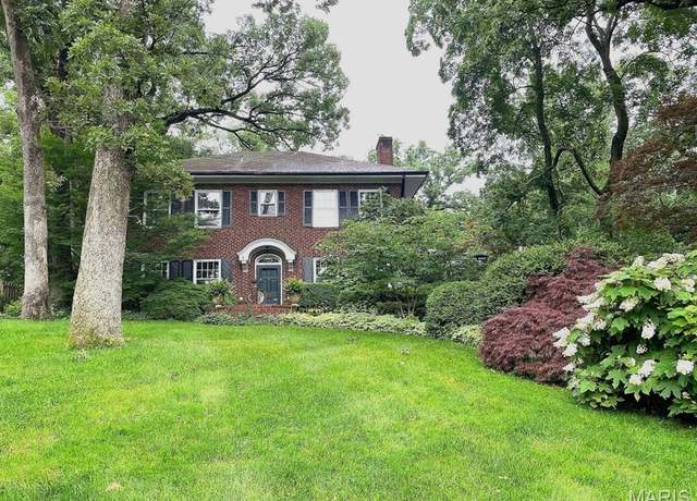 Property at 418 W Jackson Rd, St Louis, MO 63119, 5 beds, 2.5 baths
