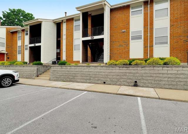 Property at 1935 Greenglen Dr #204, St Louis, MO 63122, 2 beds, 2 baths