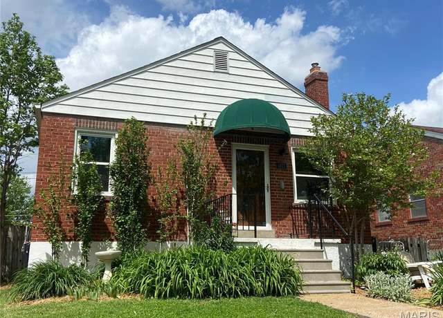 Property at 4977 Fairview Ave, St Louis, MO 63139, 2 beds, 1 bath