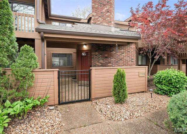 Property at 1708 Hemingway Ln Unit C, Weldon Spring, MO 63304, 2 beds, 2 baths