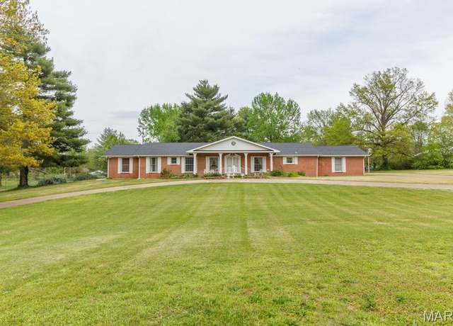 Property at 140 Mockingbird Ln, Lebanon, MO 65536, 5 beds, 5 baths