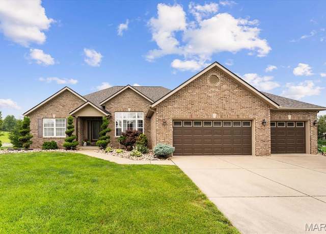Property at 925 Bay Pointe Dr, Freeburg, IL 62243, 4 beds, 3.5 baths