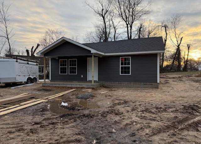 Property at 309 Lillian Dr, Sikeston, MO 63801, 3 beds, 1 bath