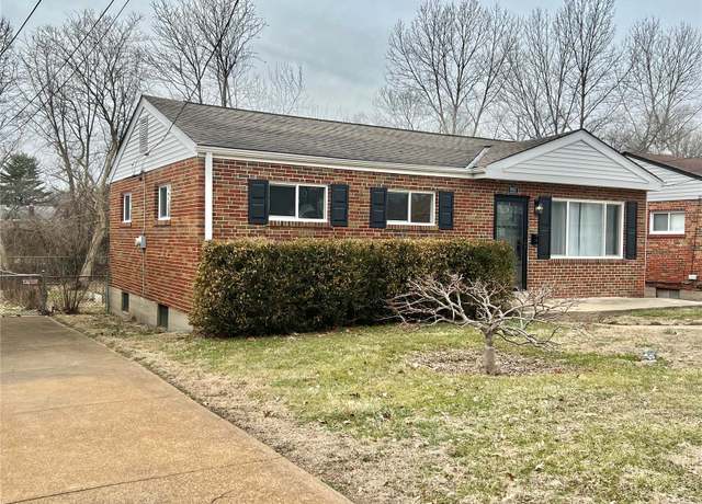 Property at 8452 Braddock Dr, University City, MO 63132, 3 beds, 1 bath