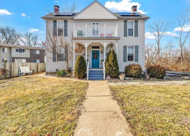 Property at 105 West Ave, Eureka, MO 63025, 3 beds, 1.5 baths