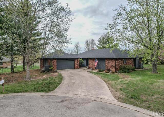 Property at 417 Carriage Pl, Lebanon, MO 65536, 3 beds, 2.5 baths