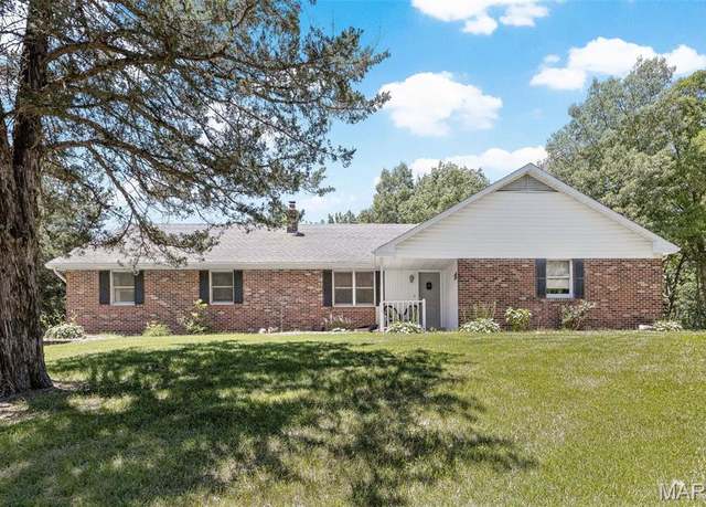 Property at 3402 Rocky Rd, Jefferson City, MO 65053, 5 beds, 3 baths