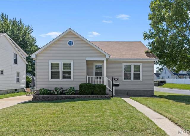 Property at 308 W W 8th Street St, Washington, MO 63090, 4 beds, 1 bath