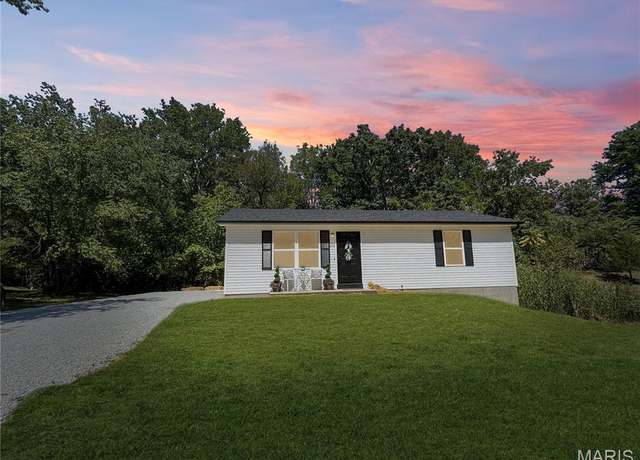 Property at 915 Mill Hill Rd, St Clair, MO 63077, 2 beds, 1 bath
