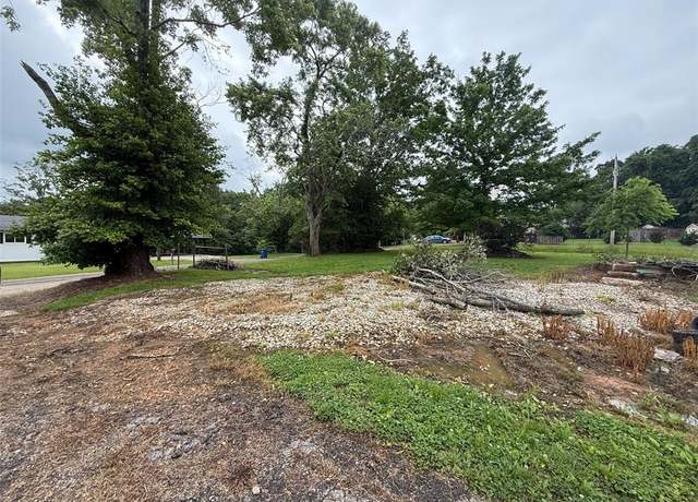 Property at 713 High St, Marble Hill, MO 63764