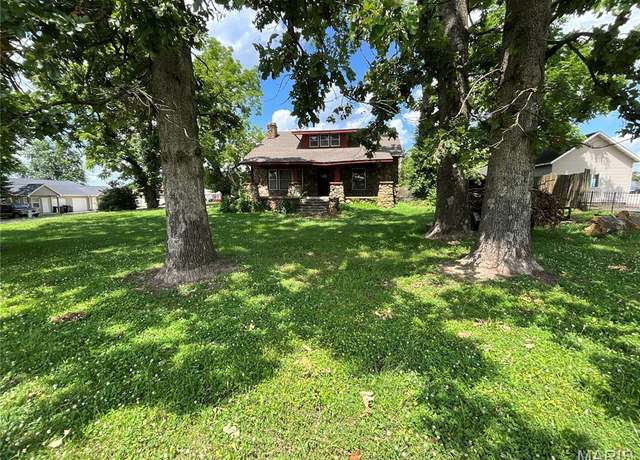 Property at 1681 S Us Highway 63, West Plains, MO 65775, 5 beds, 1 bath