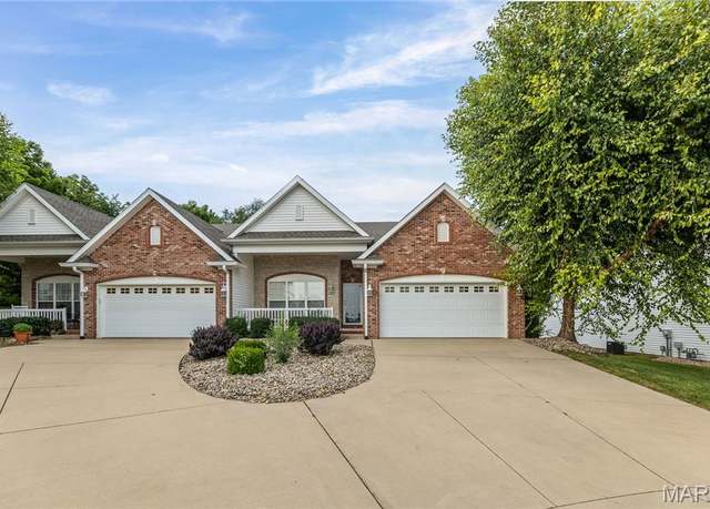 Property at 1707 Meyer Ct, Godfrey, IL 62035, 2 beds, 2 baths