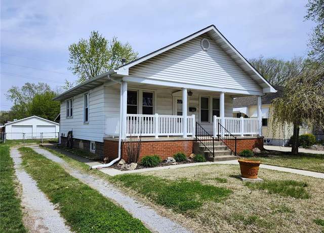 Property at 2133 Woodlawn Ave, Granite City, IL 62040, 2 beds, 2 baths