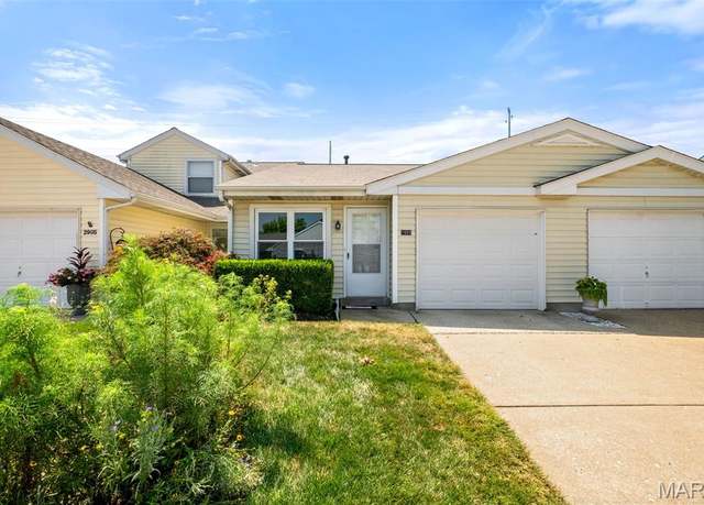Property at 2909 Cloverwoods Ln, St Peters, MO 63376, 2 beds, 2 baths