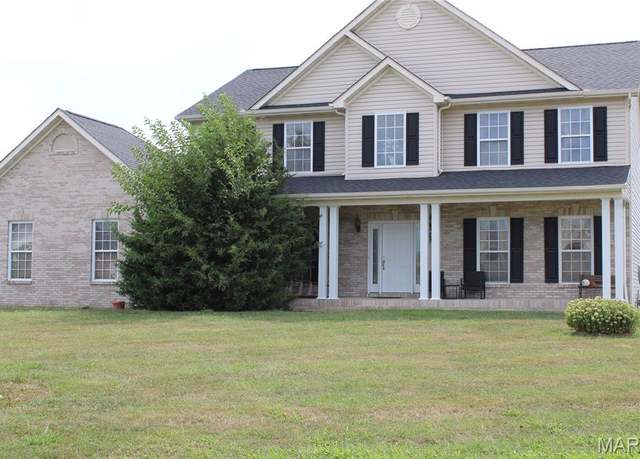Property at 4004 Autumn Oak Dr, Smithton, IL 62285, 4 beds, 2.5 baths