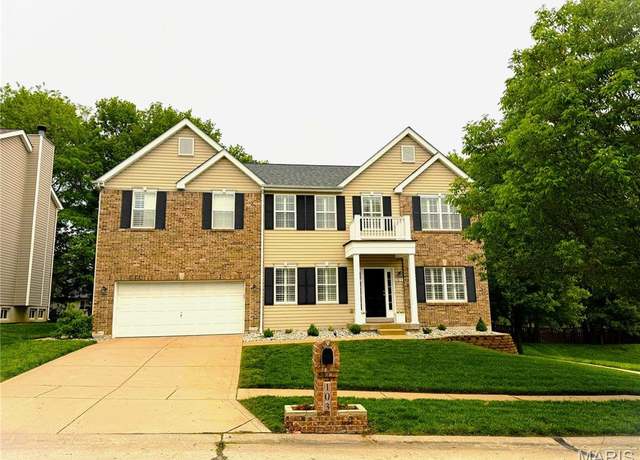 Property at 103 Preston Cir, O'fallon, MO 63368, 4 beds, 2.5 baths