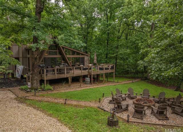 Property at 483 Hummingbird View Dr, Innsbrook, MO 63390, 3 beds, 2 baths
