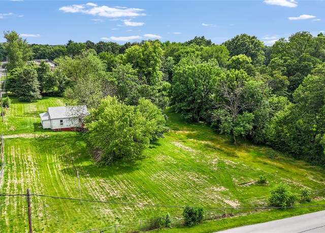 Property at 1333 Leland St, Collinsville, IL 62234, 2 beds, 1 bath