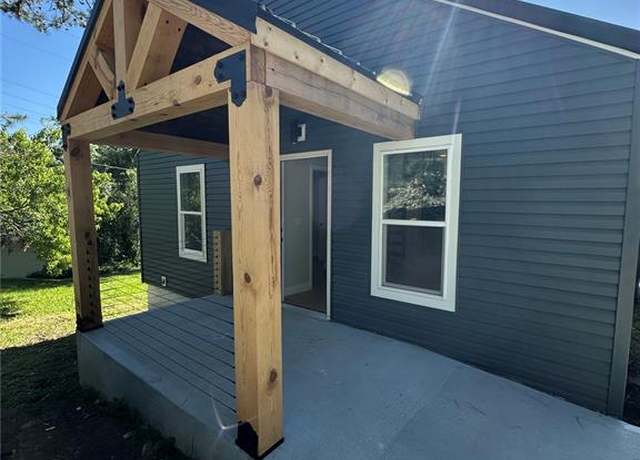 Property at 403 Broadway St, Waynesville, MO 65583, 2 beds, 2 baths