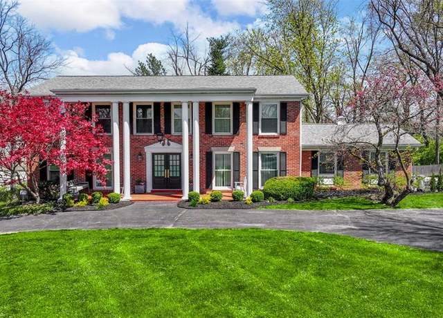 Property at 1304 Brynnwood Dr, St Louis, MO 63124, 5 beds, 3.5 baths