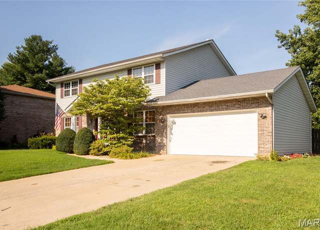 Property at 525 Big Bend Blvd, Swansea, IL 62226, 4 beds, 2.5 baths