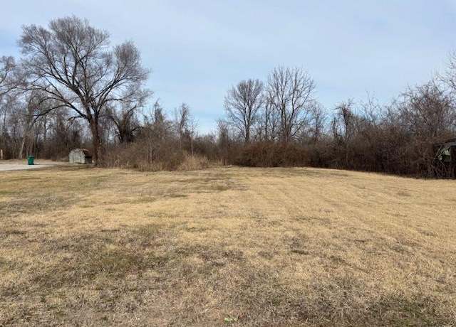 Property at 113 Edwards St, Cahokia, IL 62206
