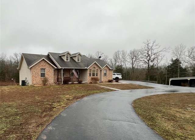 Property at 22120 Hwy N, Lebanon, MO 65536, 4 beds, 3.5 baths