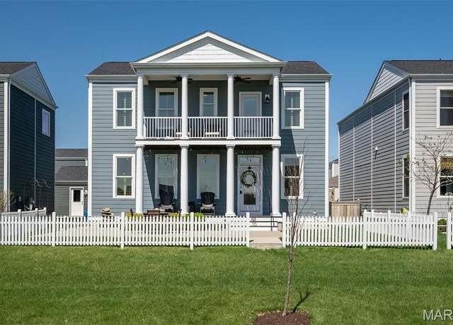 Property at 110 Suntan Ln, St Charles, MO 63301, 4 beds, 2.5 baths