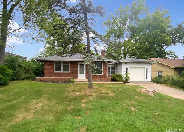 Property at 4127 Burnett Ave, St Louis, MO 63125, 2 beds, 1 bath