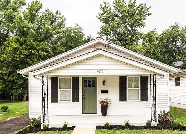 Property at 607 Valentine St, Festus, MO 63028, 2 beds, 1 bath