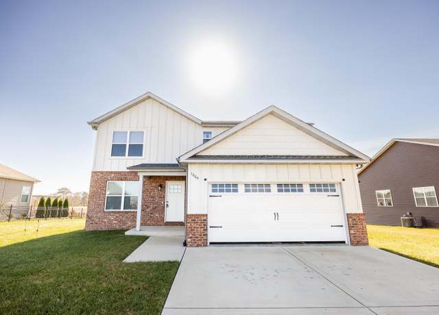 Property at 1009 Torrey Ln, Freeburg, IL 62243, 4 beds, 2.5 baths