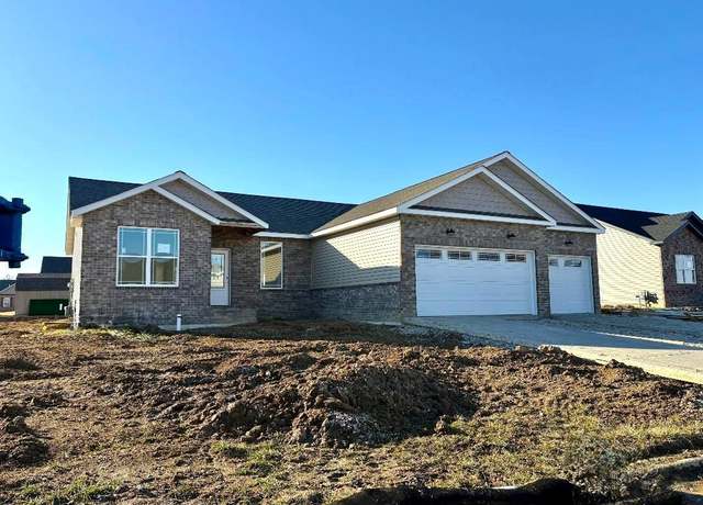 Property at 359 Sleeping Indian Dr, Freeburg, IL 62224, 3 beds, 2 baths