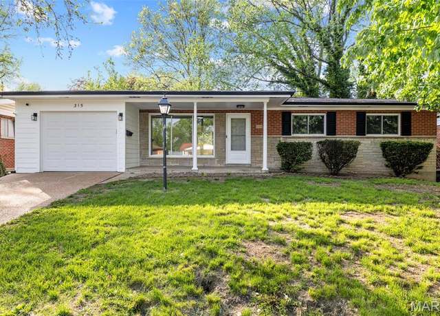 Property at 315 Paul Ave, Florissant, MO 63031, 4 beds, 2 baths