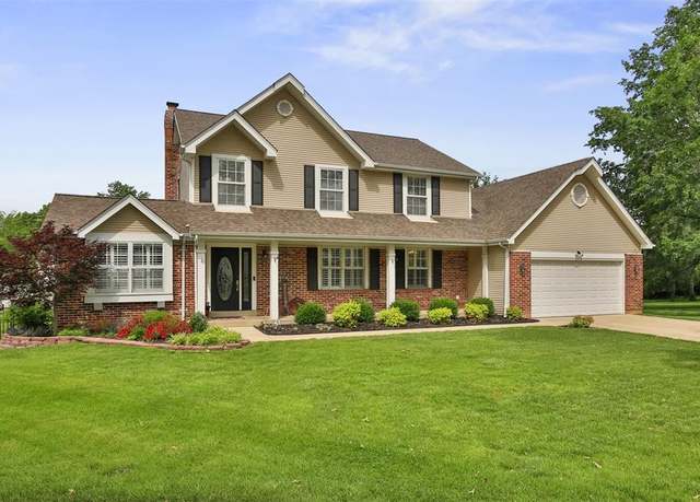 Property at 1909 Clarkwood Ct, Chesterfield, MO 63005, 5 beds, 2.5 baths