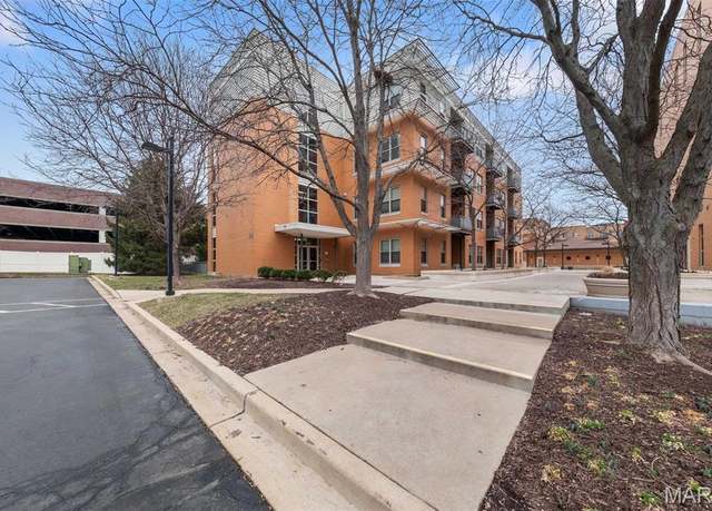 Property at 652 Emerson Rd #305, St Louis, MO 63141, 2 beds, 2 baths