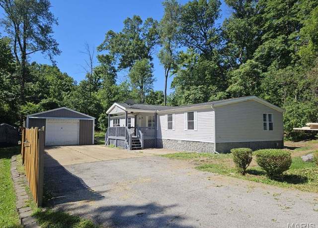 Property at 3142 Quiet Forest Dr, Imperial, MO 63052, 4 beds, 2 baths