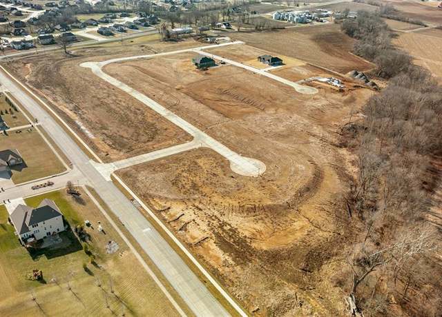 Property at 1416 Sophia Ct, Columbia, IL 62236