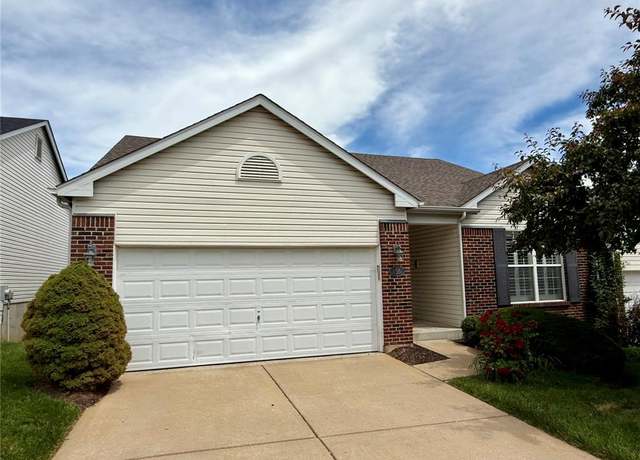 Property at 156 Carytown Ln, Florissant, MO 63034, 2 beds, 2 baths